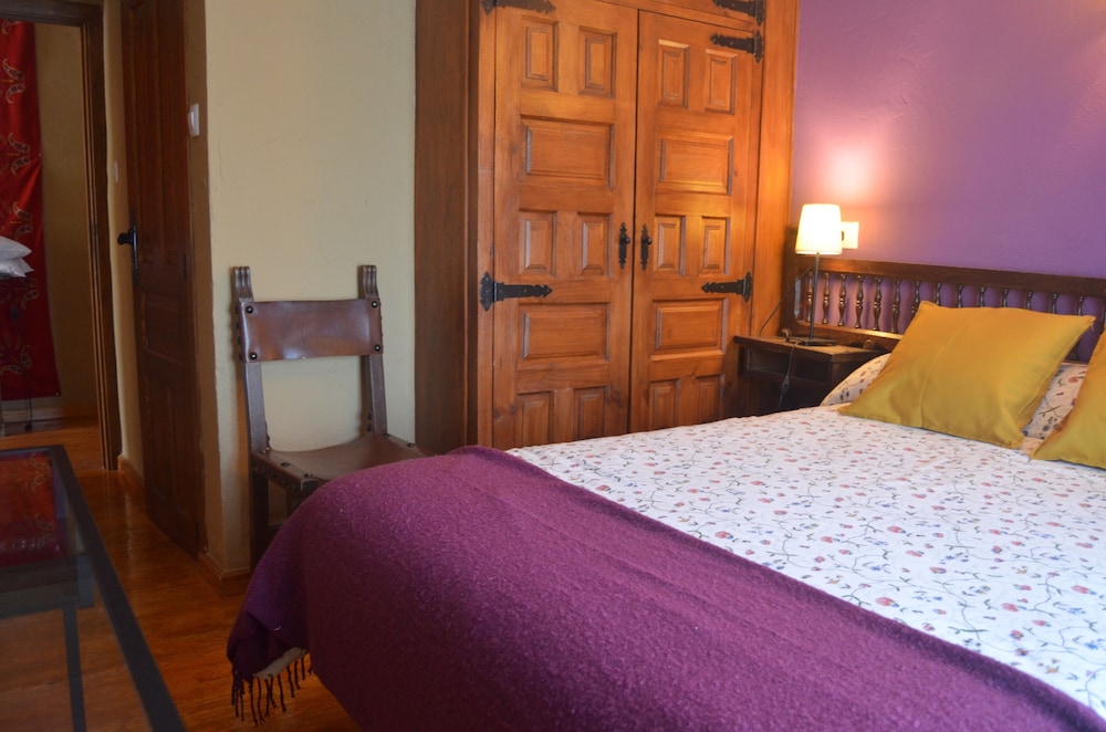 Double Room, Ensuite (NUMERO 8) photo 2