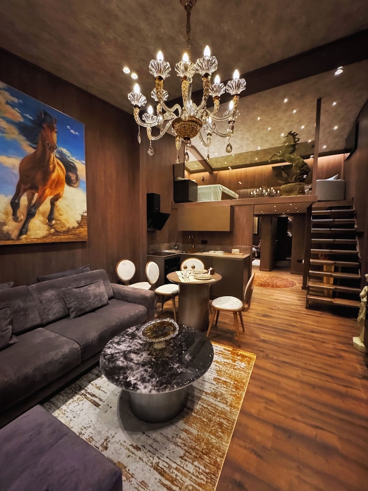 Premium Suite