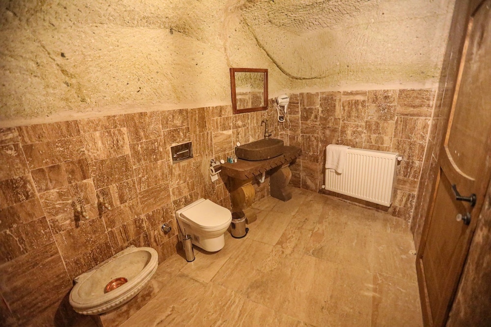 Sureyya Hammam Cave Room - Photo 5