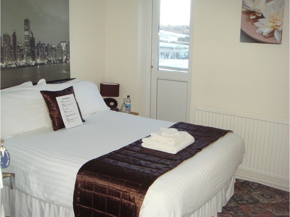 Single Room, Ensuite photo 1