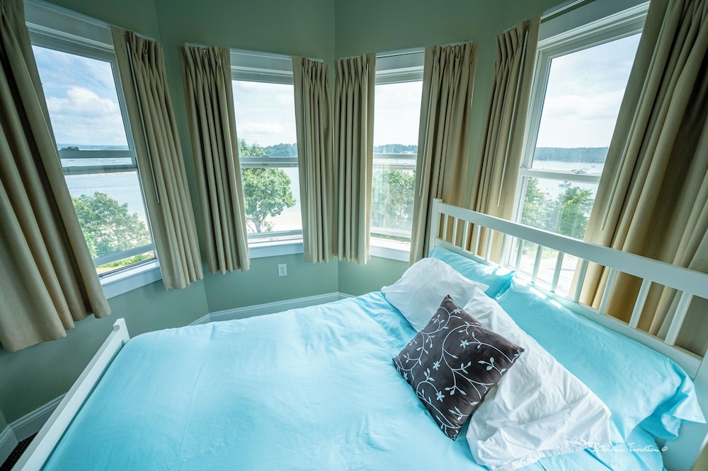 Standard Room, 1 Full Bed photo 1