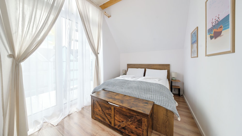 Apartment (29A) photo 2