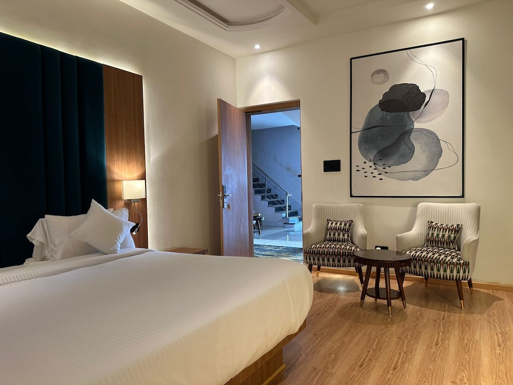 Premium Room