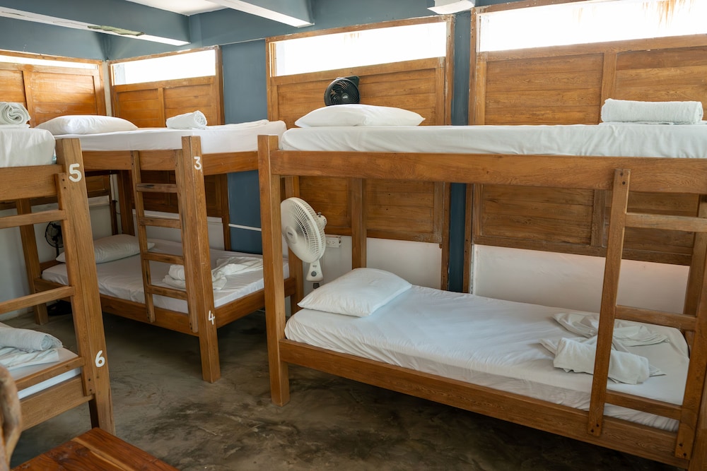 Shared Dormitory, 6 Bedrooms
