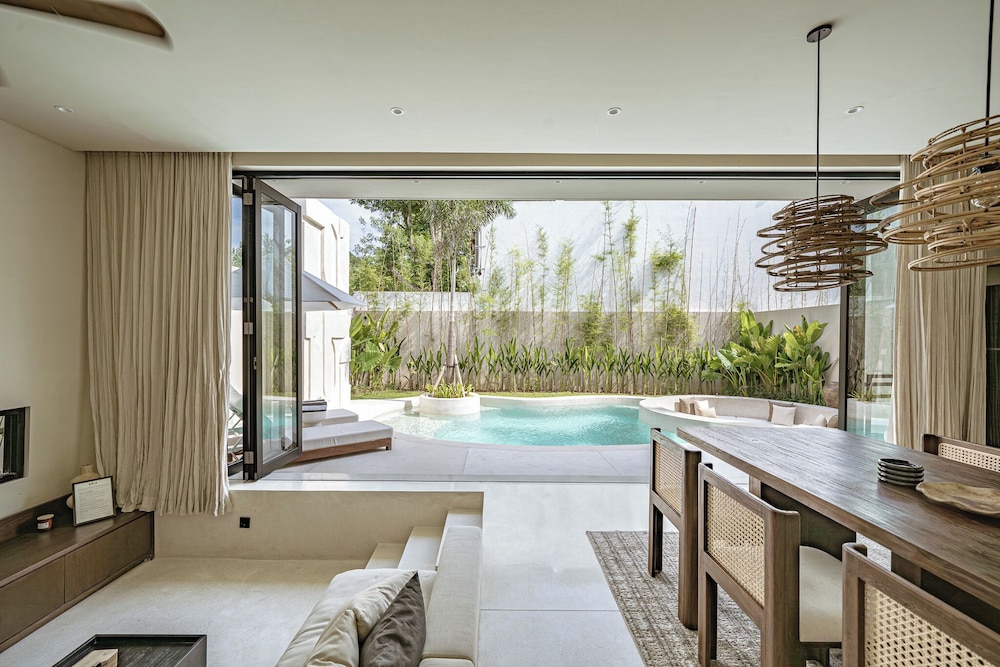 Luxury Villa, Pool View photo 3