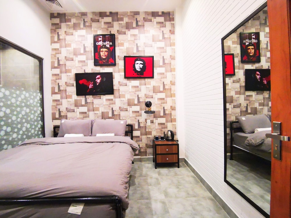 Standard Double Room, No Windows