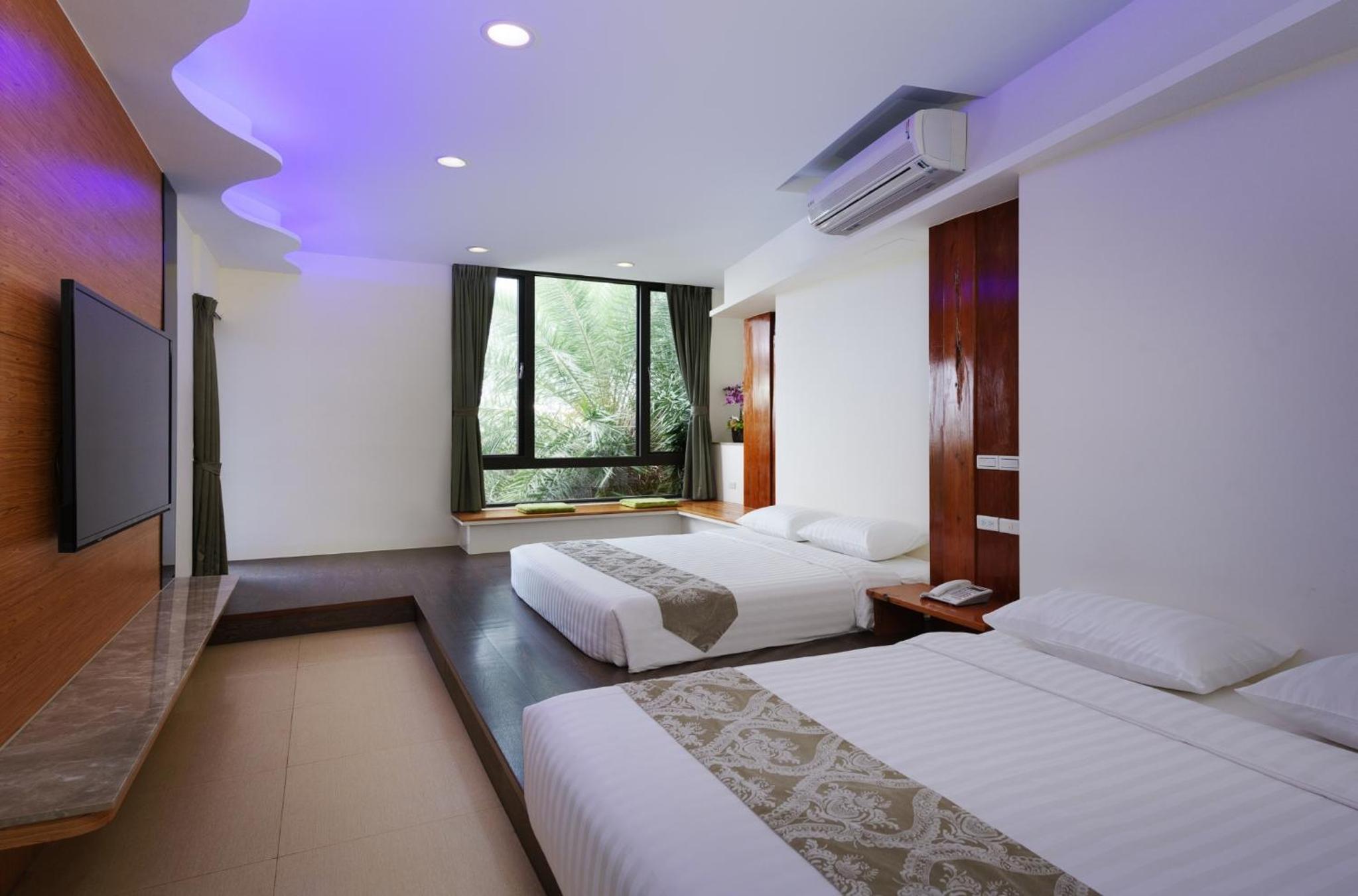Garden View Quadruple Room with Balcony photo 3