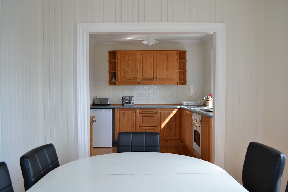 Cabin, 2 Bedrooms photo 2
