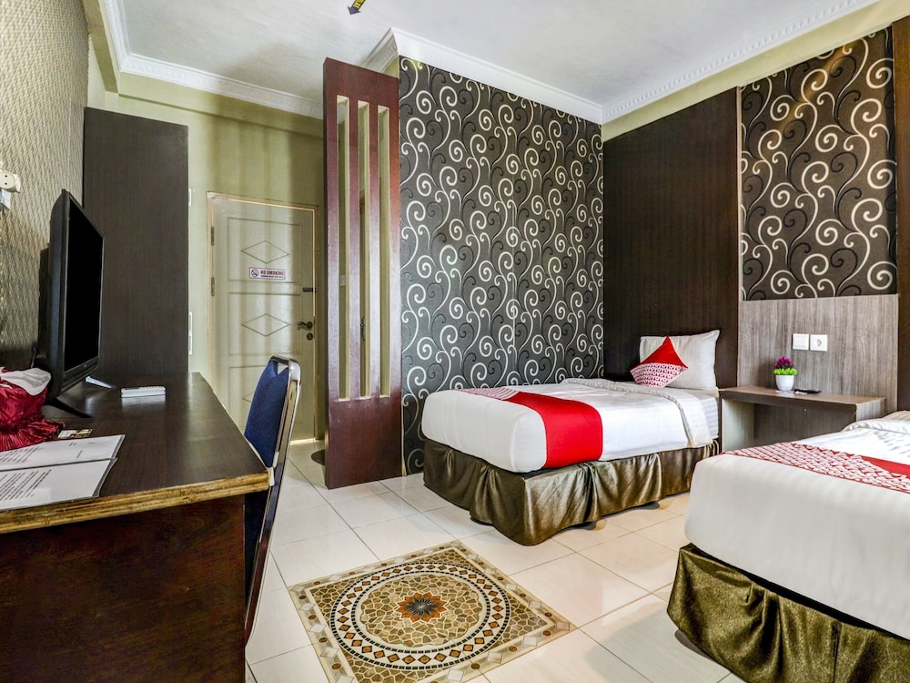 Deluxe Twin Room photo 2