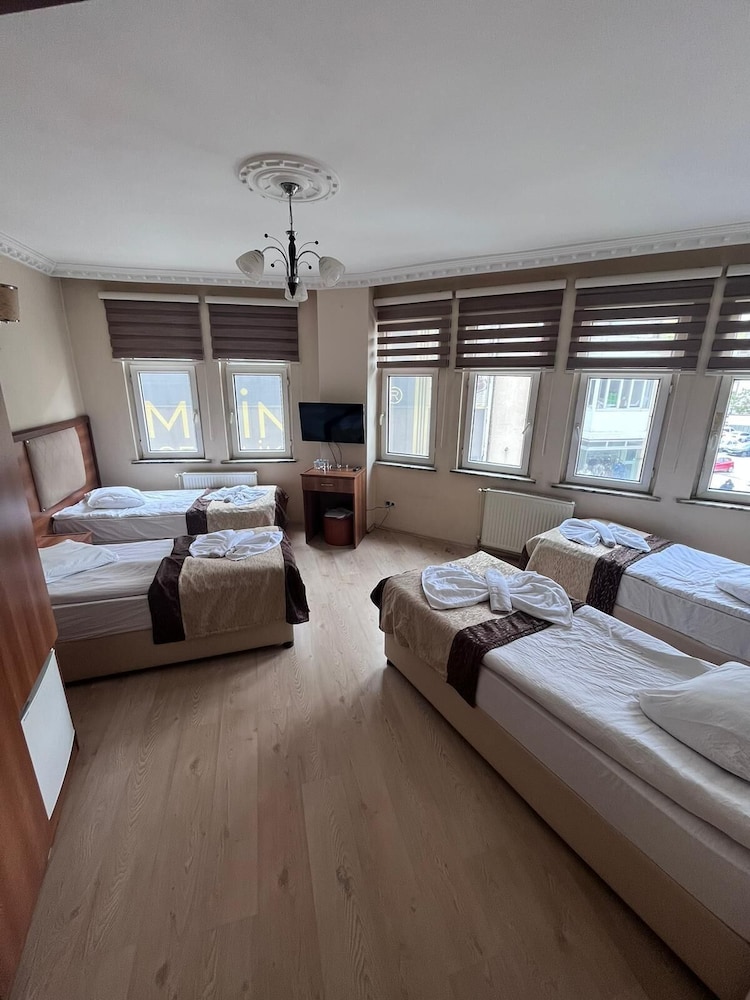 Standard Quadruple Room photo 3