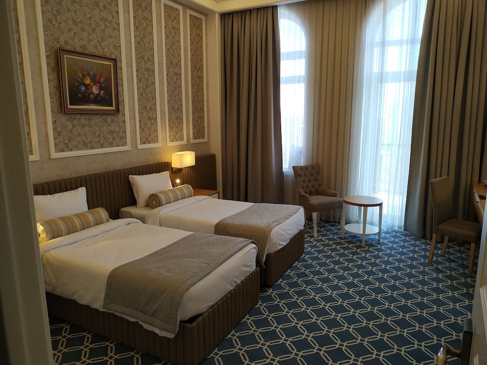Deluxe Twin Room, 1 Bedroom - Photo 1