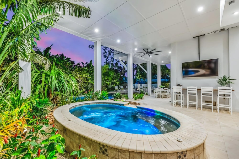 The Plaza in Siesta Key, 사진 59
