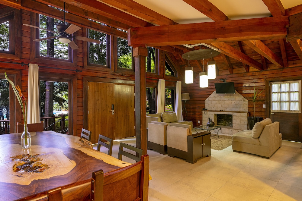 Signature Cabin, 3 Bedrooms, Poolside