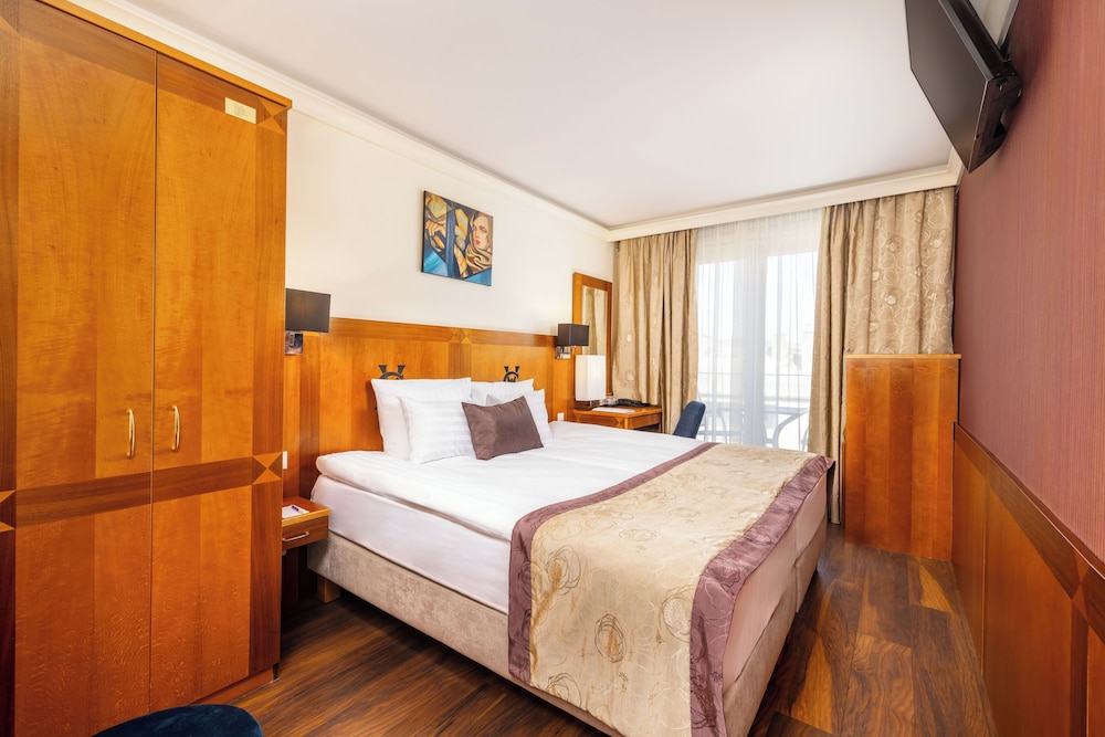 Standard Room, Balcony