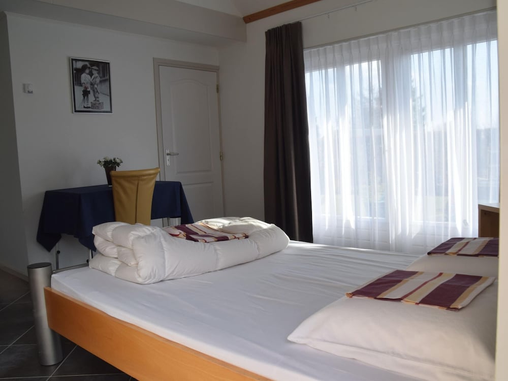Villa photo 3