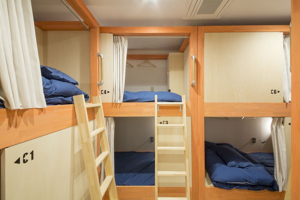 Shared Dormitory (Female Use Only) photo 1