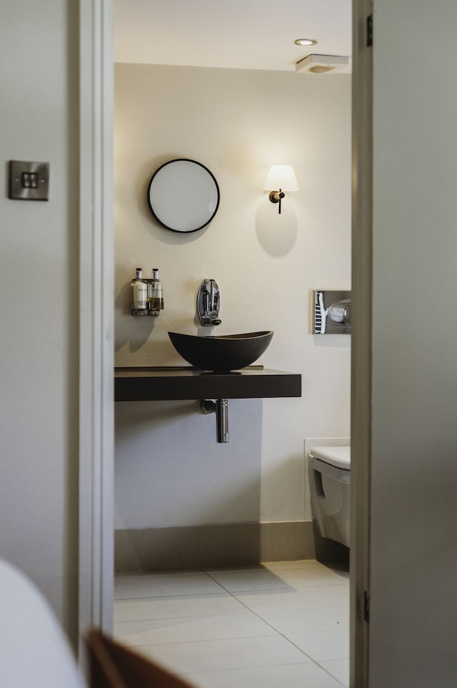 Classic Villageview, Ensuite photo 2