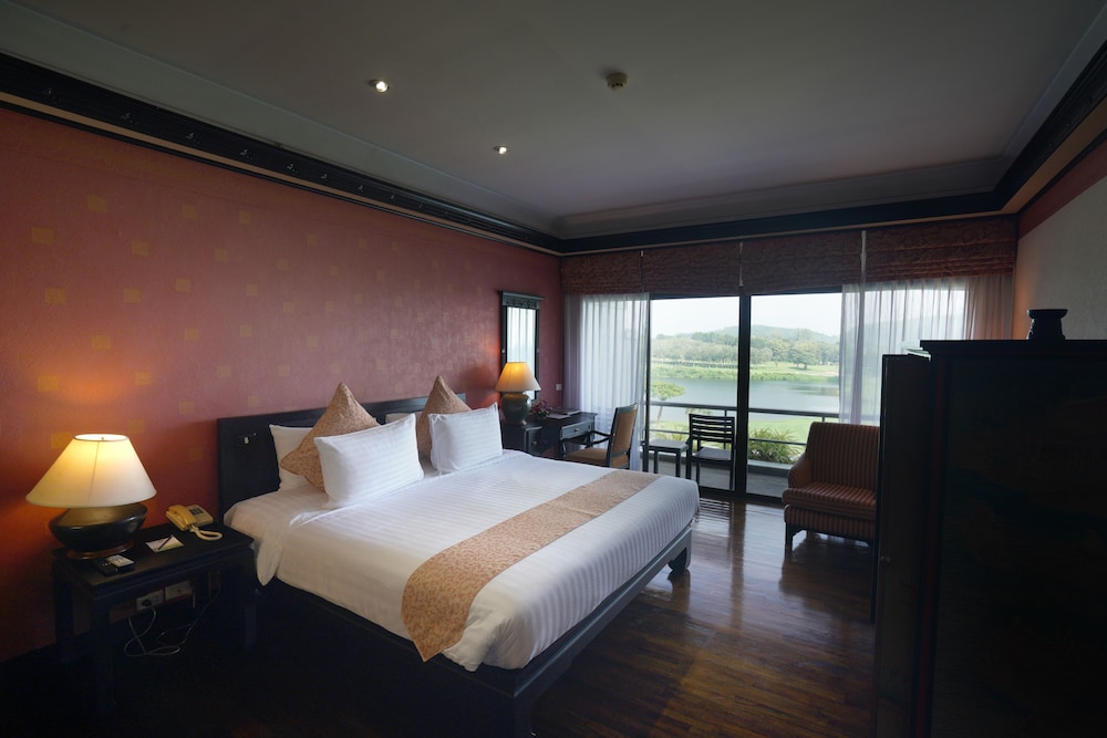 Deluxe Double or Twin Room photo 3