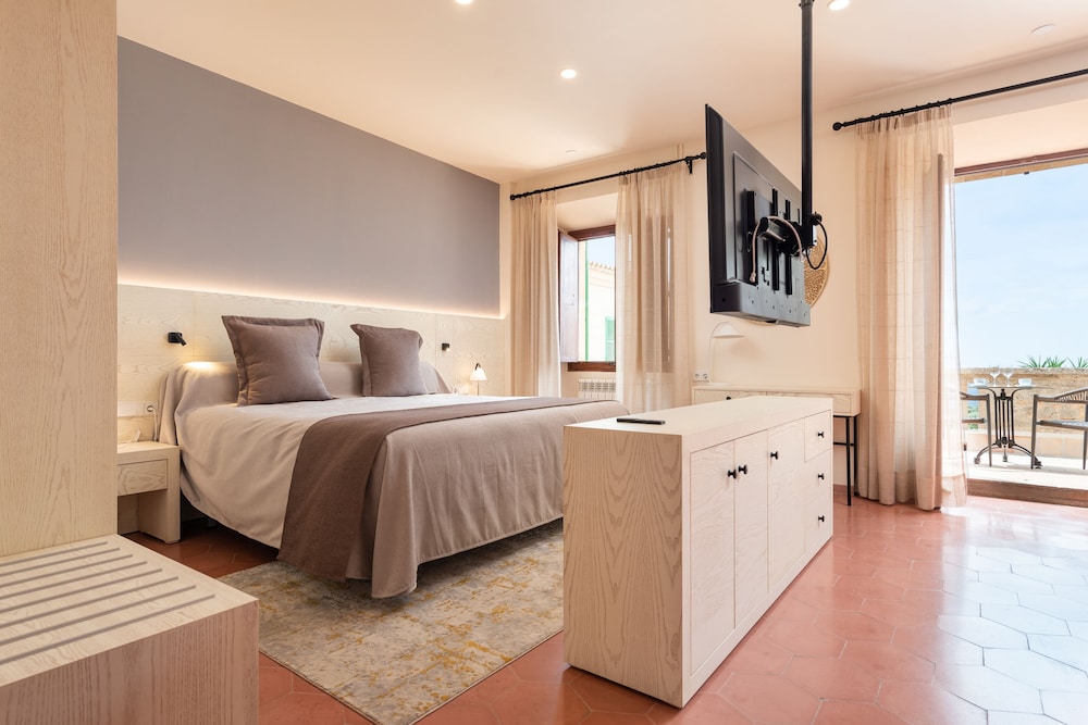 Deluxe Suite (2 Adults) photo 2