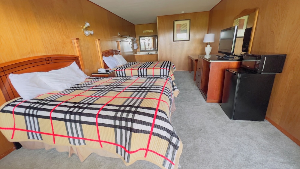 Room, 2 Queen Beds, Non Smoking photo 2