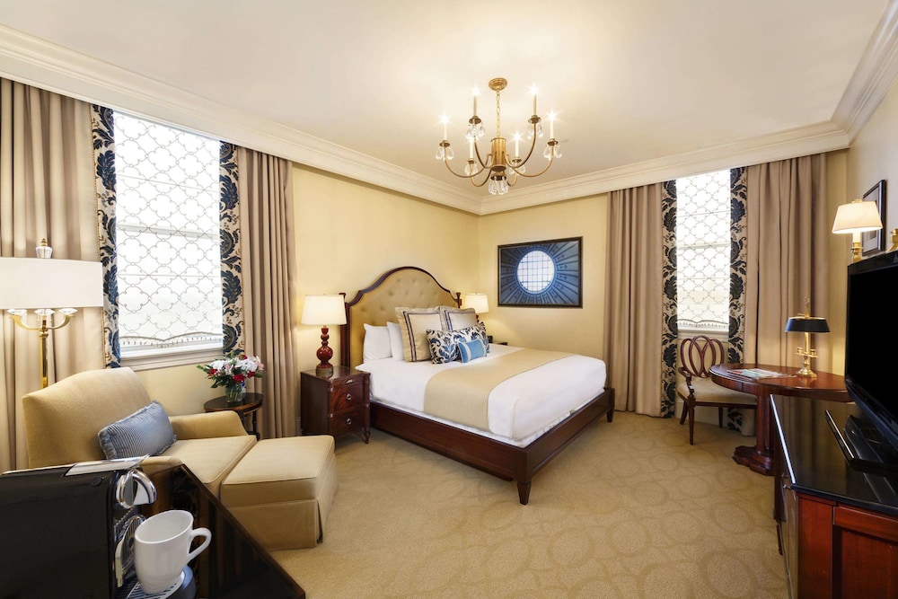 Premier Room, 1 King Bed