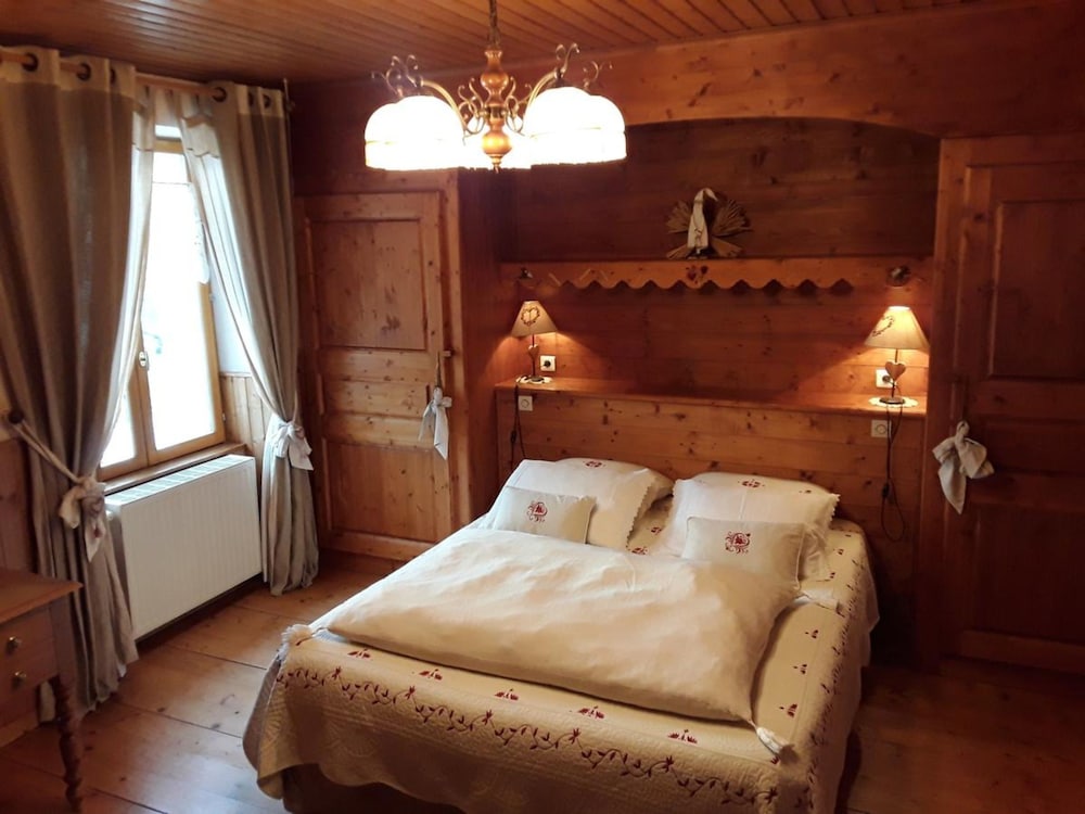 Double Room, 1 Queen Bed, Non Smoking photo 1