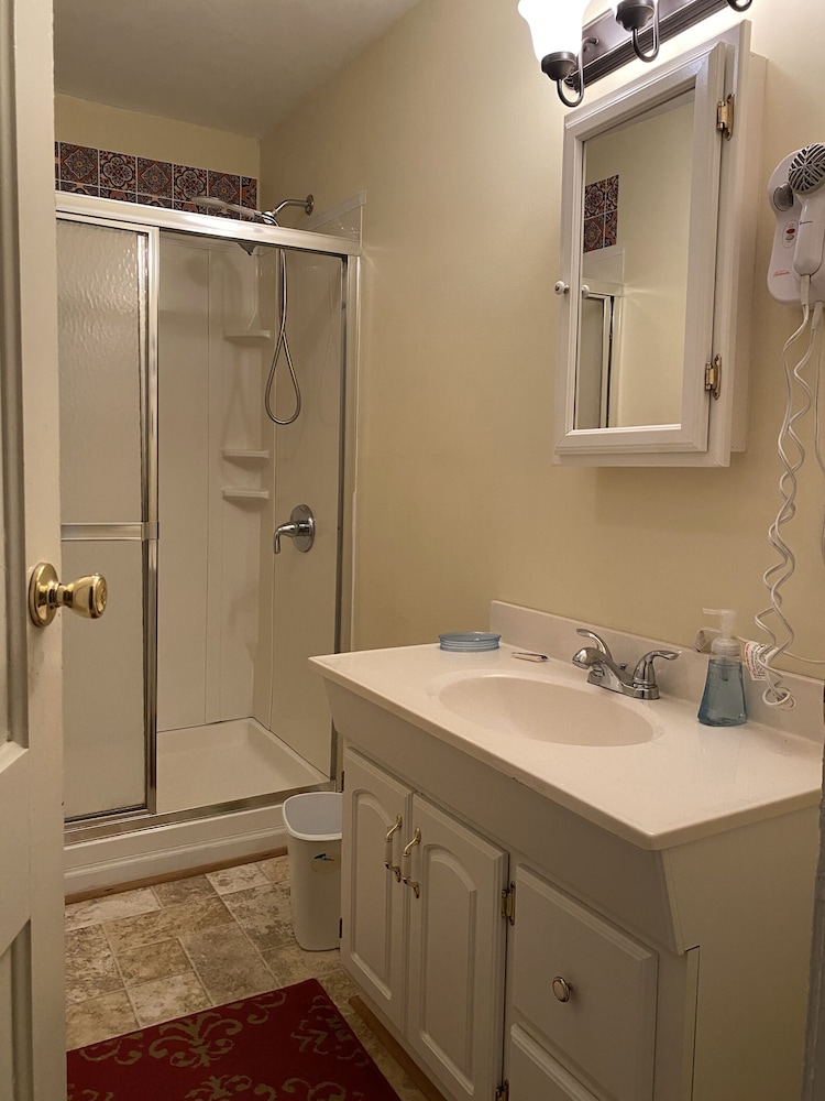 Comfort Double Room, Shared Bathroom, City View photo 2
