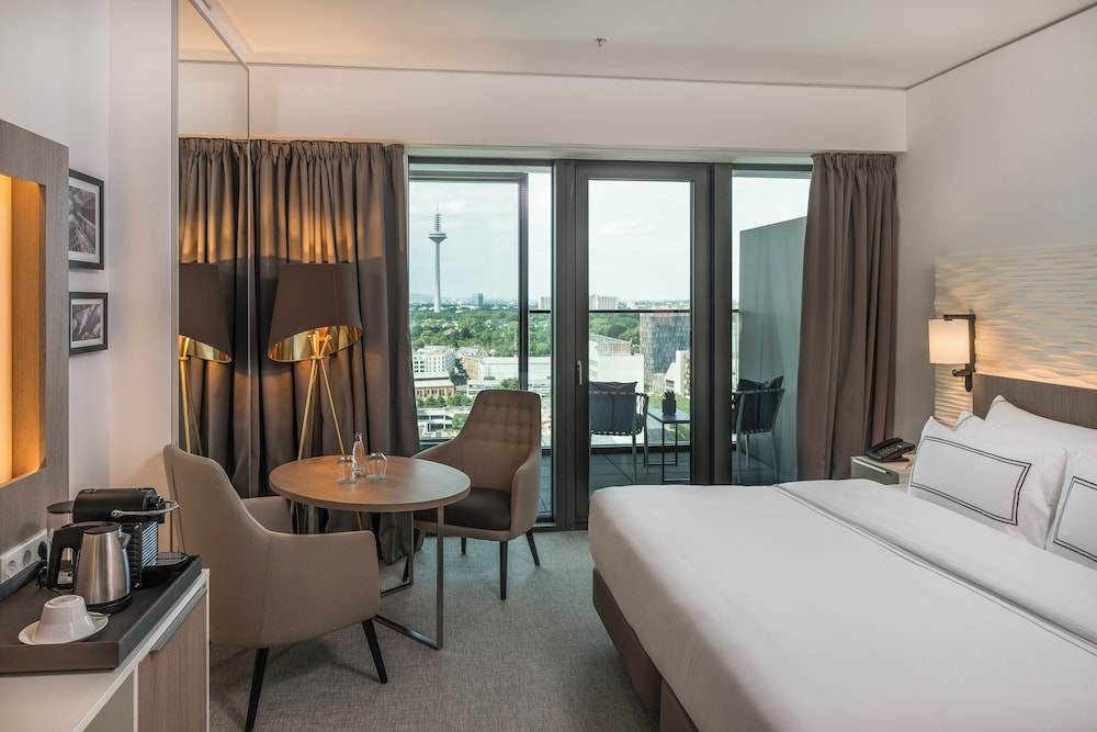 The Level Premium Room with Skyline View