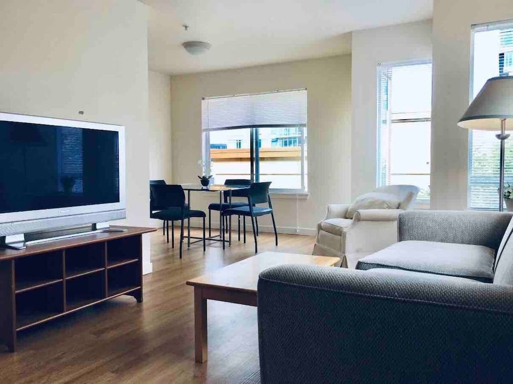 Standard Apartment, 2 Bedrooms, Kitchen, City View photo 1
