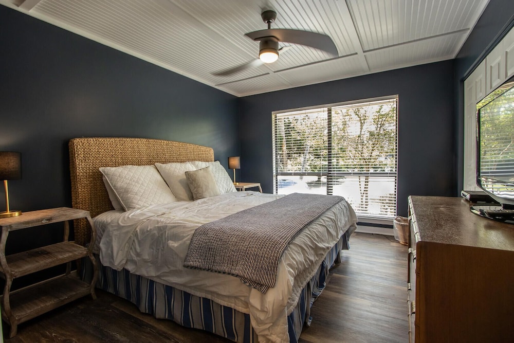 House, Multiple Beds, Kitchen photo 3