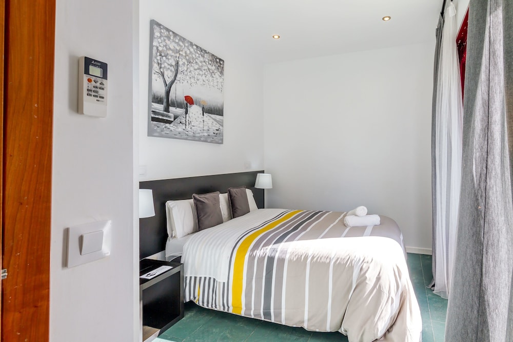 Comfort Double Room, Private Bathroom photo 2