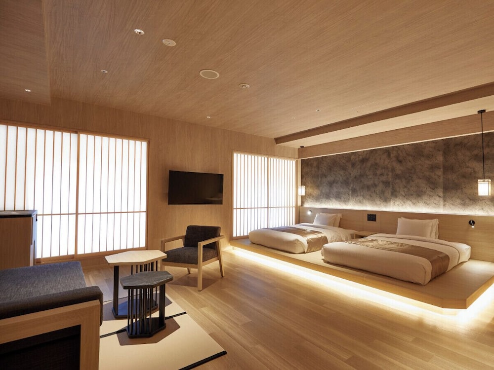 Executive Twin (Luxury Floor),2 double beds, for 2-5 people use, Non Smoking
