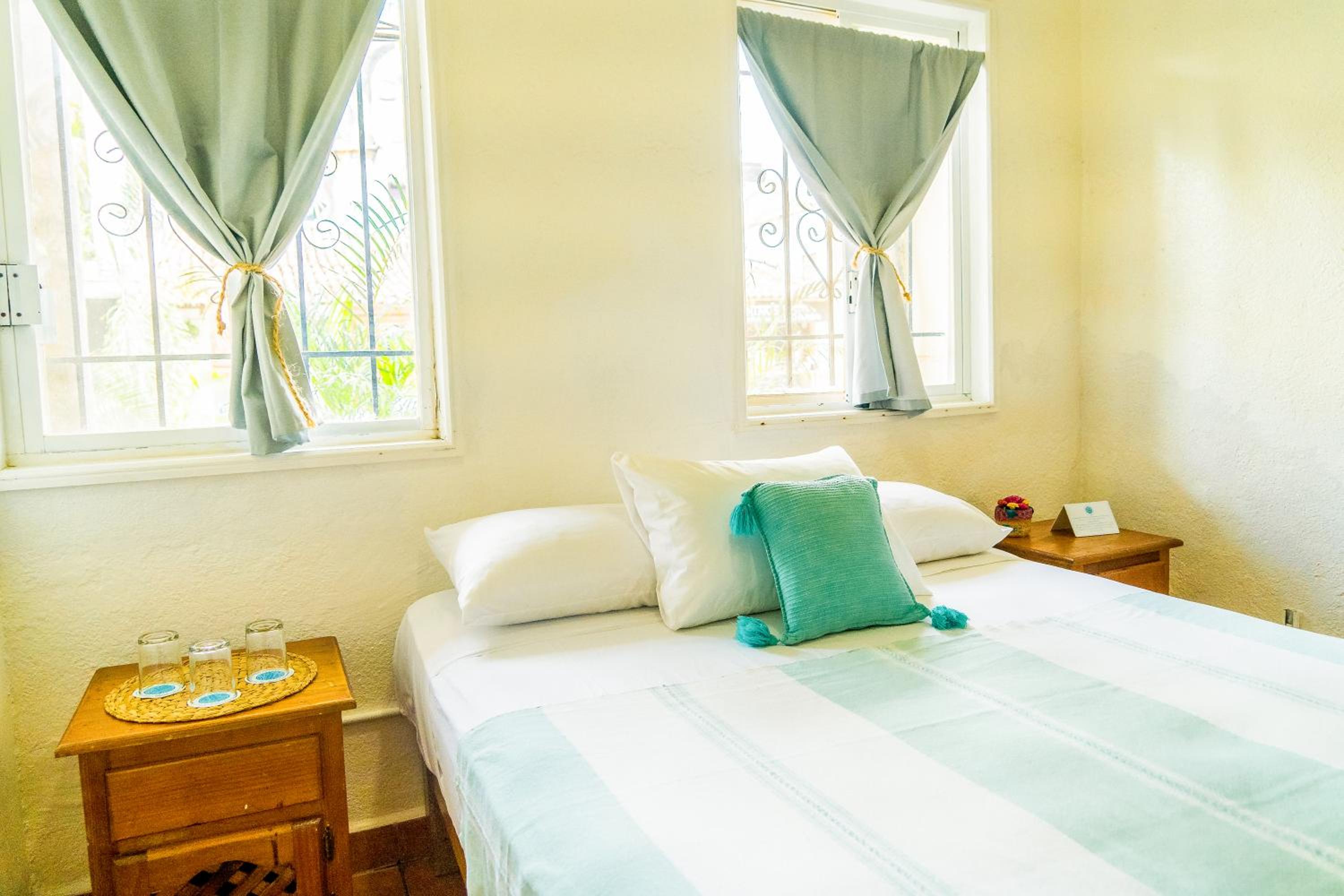 Standard Triple Room - Photo 3