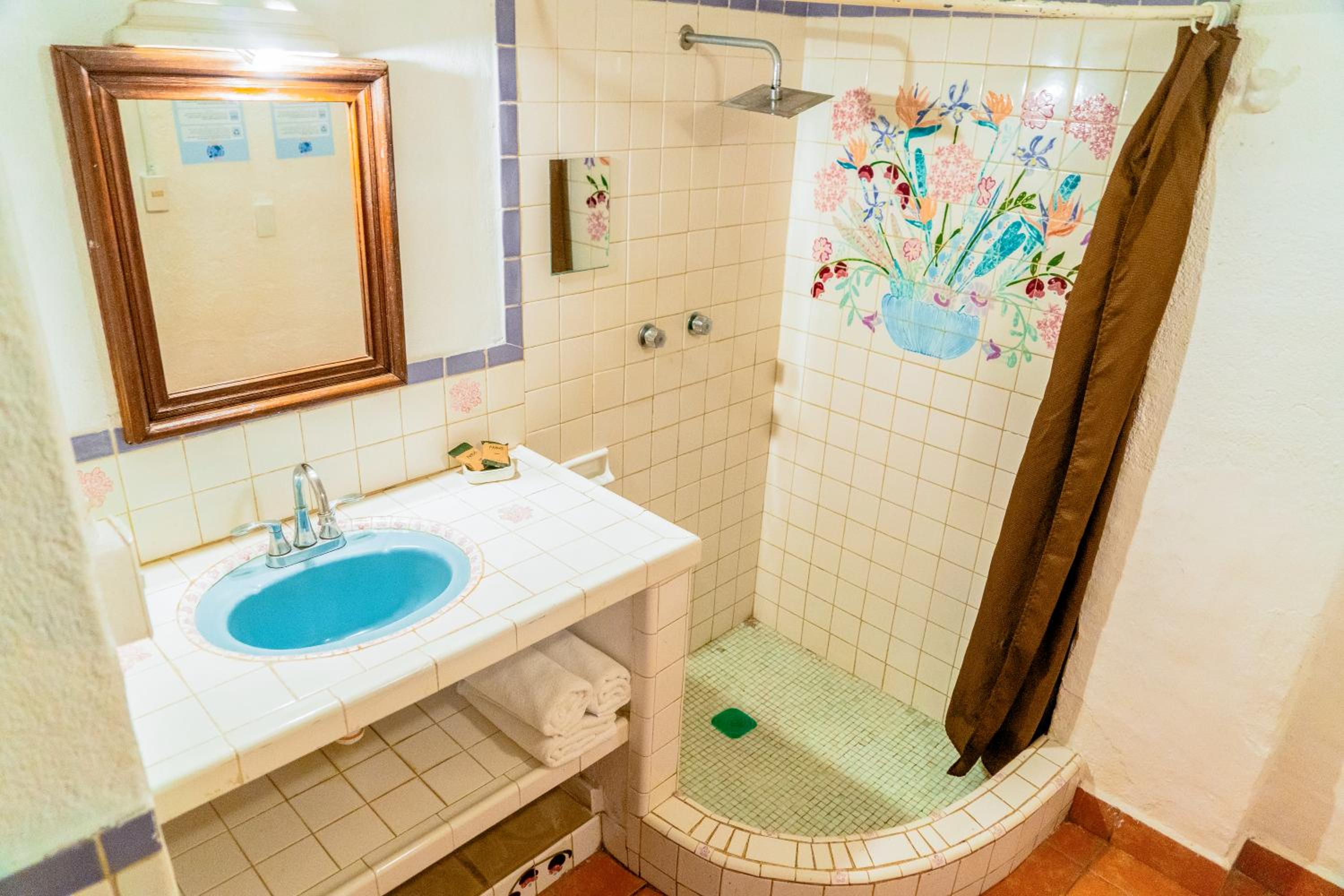 Standard Triple Room - Photo 9