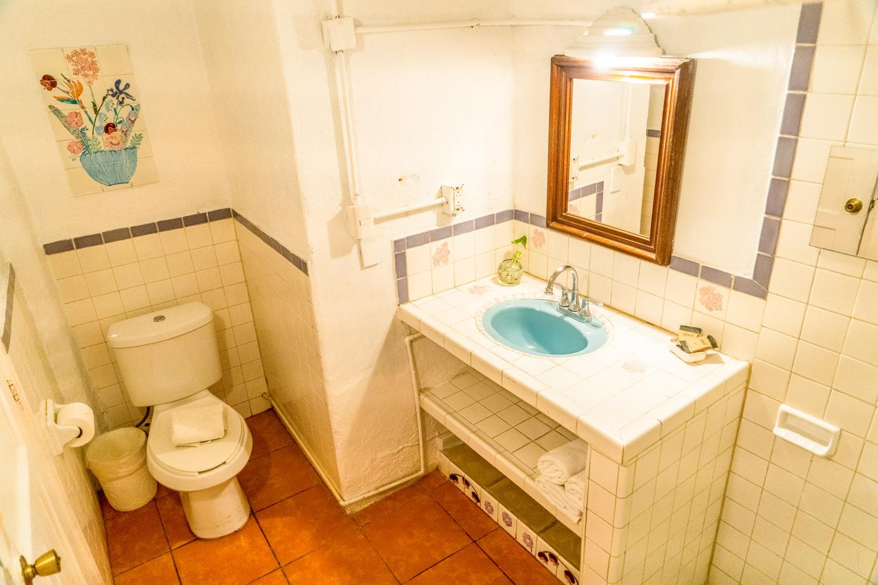 Standard Triple Room - Photo 11