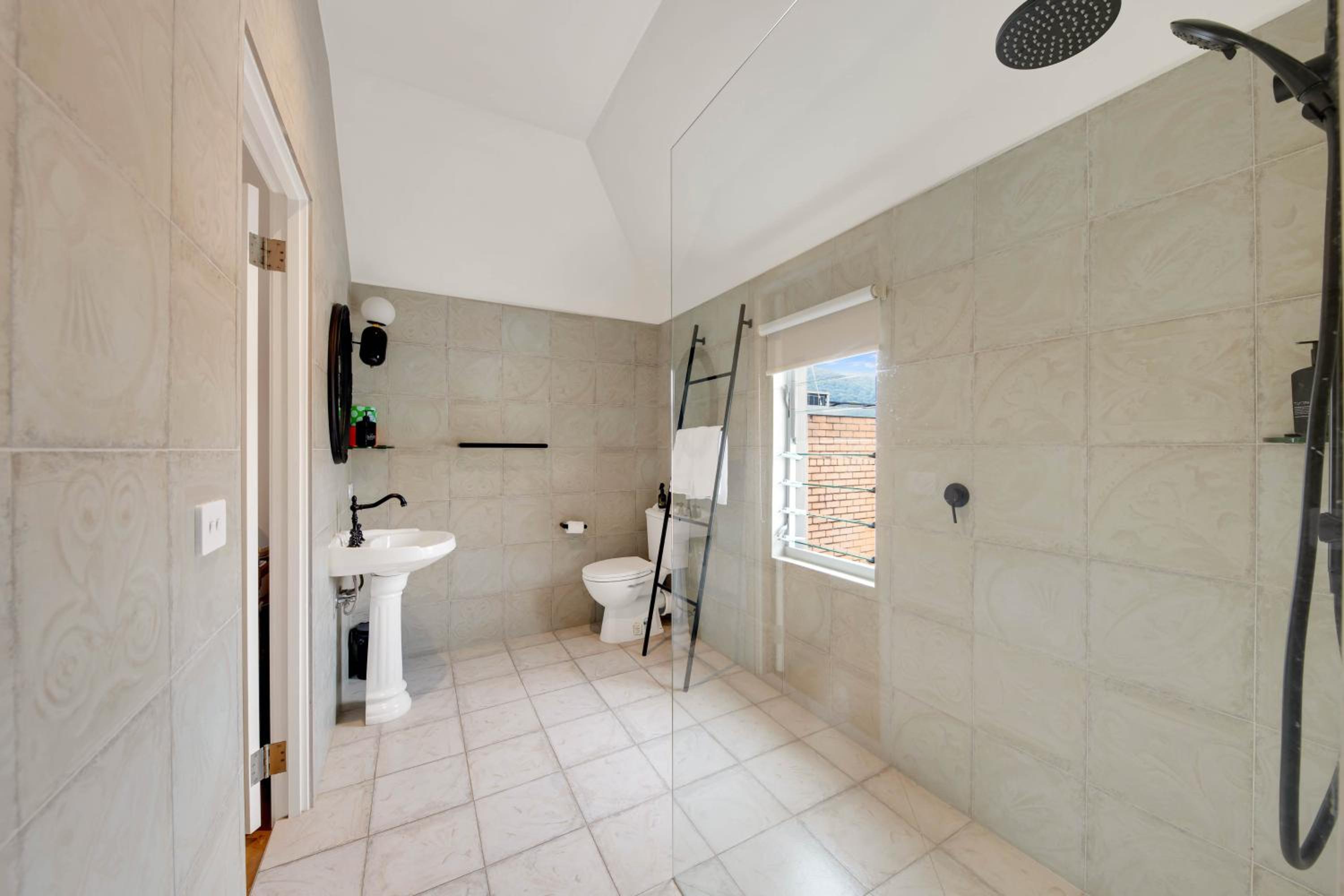Executive Suite photo 3