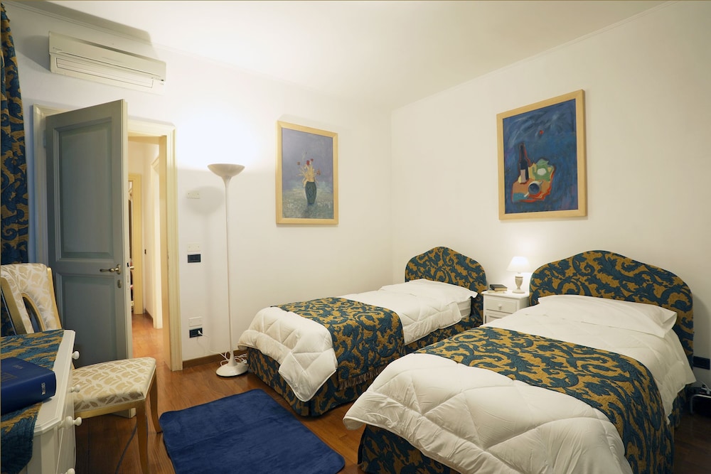 Double or Twin Room, Balcony photo 2