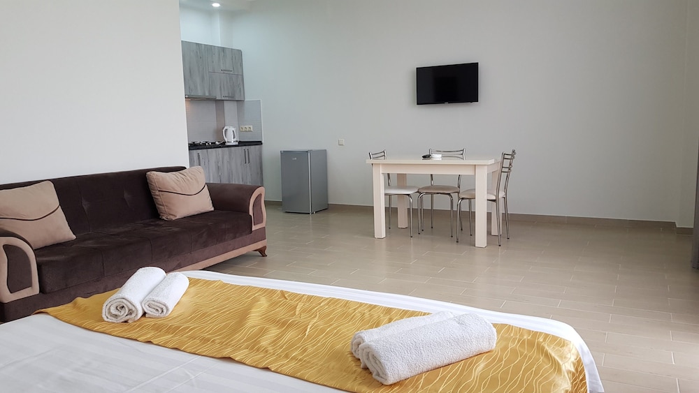 Apartment (501)