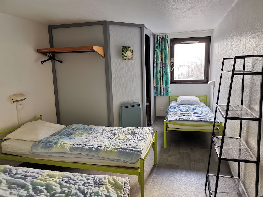 Triple Room, Private Bathroom - Photo 1