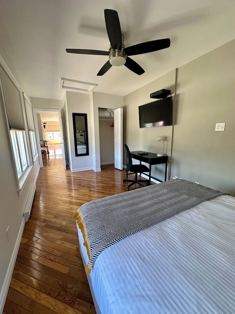 Executive Suite (No Pets Allowed) photo 3