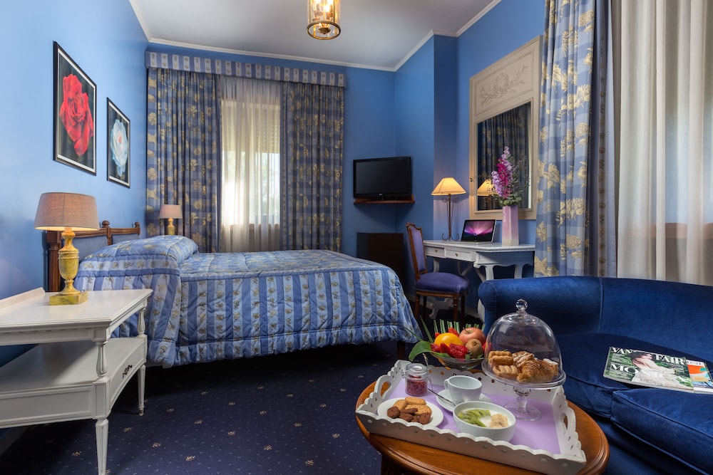 Superior Double or Twin Room photo 1