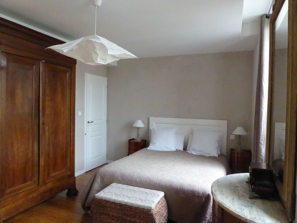Family Room (Douce France) photo 3
