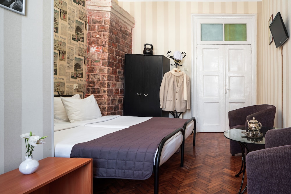 Family Double or Twin Room, 1 Bedroom, City View