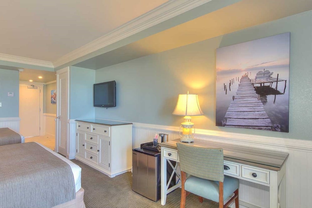 Junior Suite, 1 King Bed with Sofa bed, Ocean View