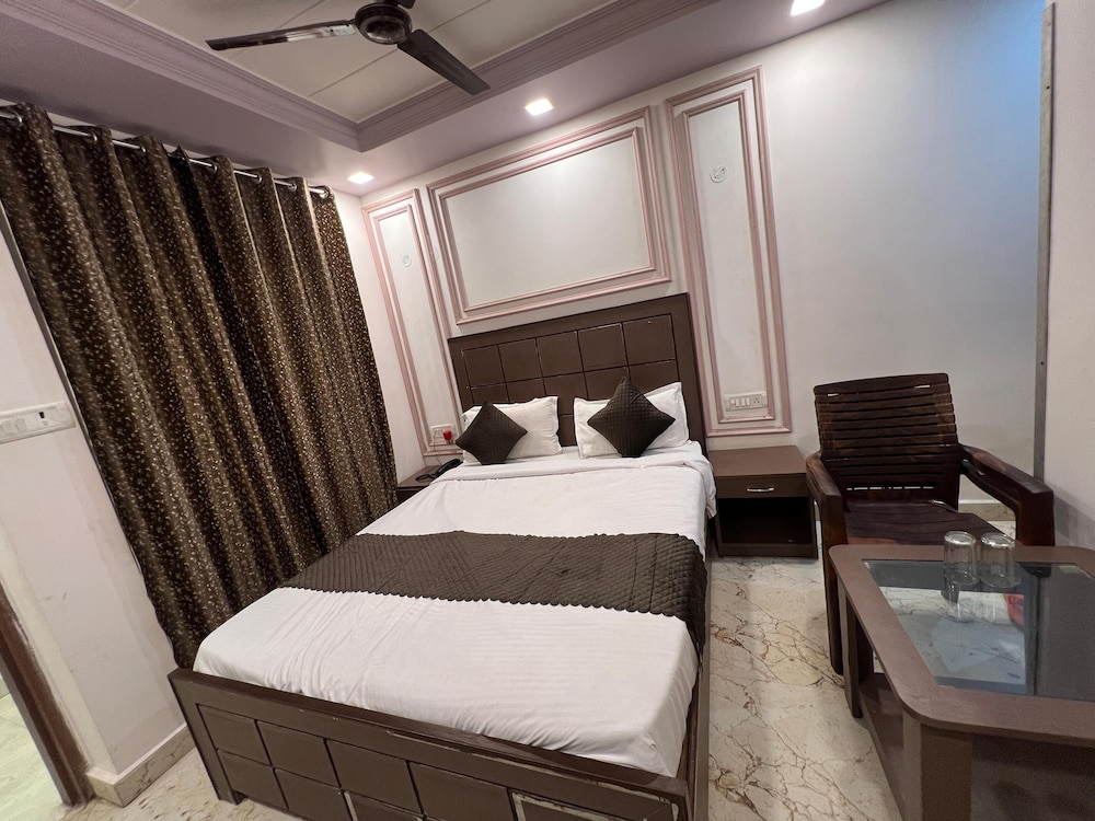 Classic Double Room Single Use photo 1