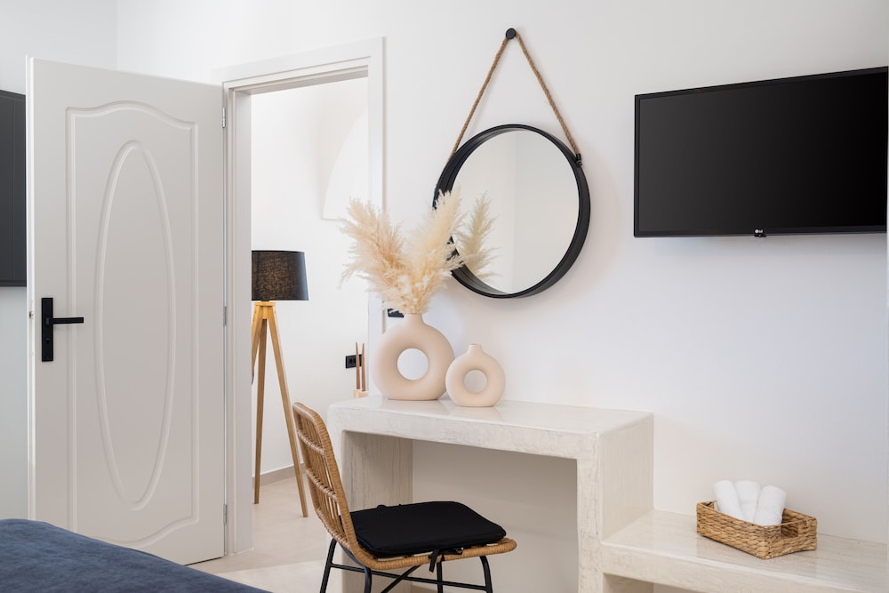 Suite, 1 Bedroom (Avra)