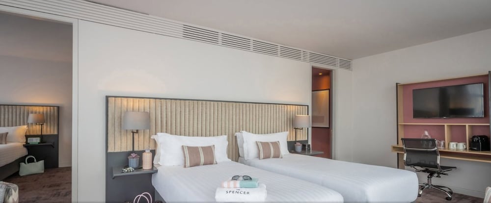 Superior Twin Room, 2 Twin Beds - Photo 5