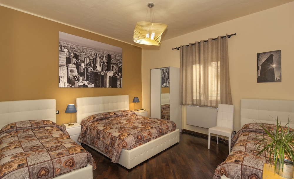 Superior Quadruple Room - Photo 1