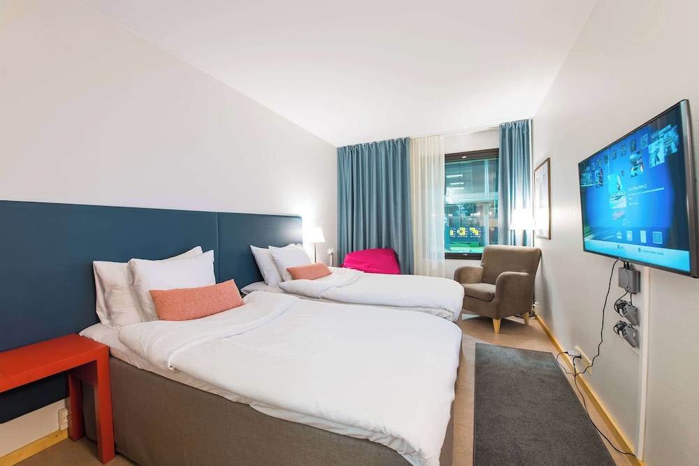 Standard Twin Room, Inside View, Non Smoking - Photo 1