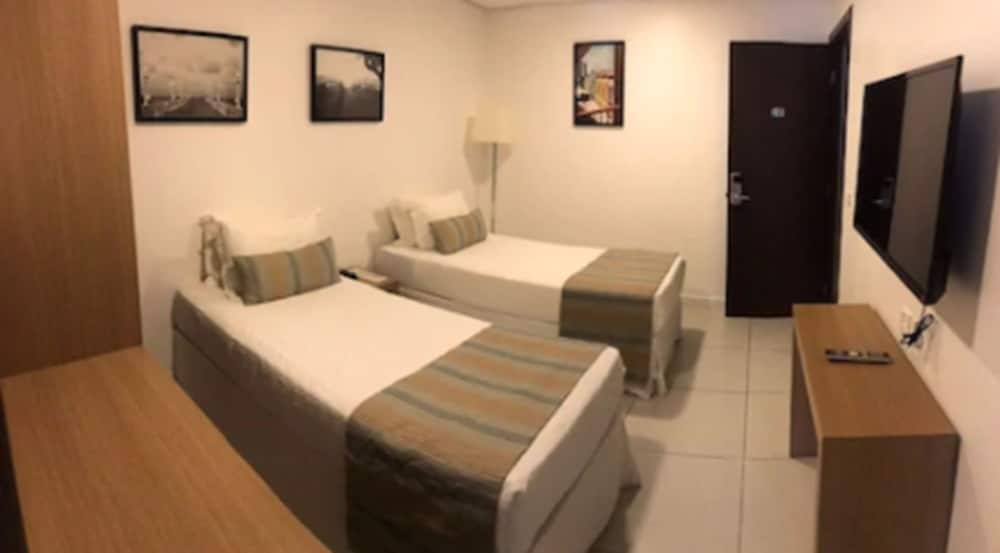 Suite, Partial Sea View